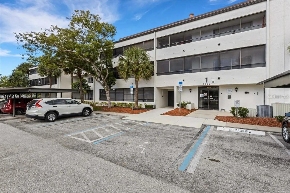 For sale: 2579 COUNTRYSIDE BOULEVARD # 1106, CLEARWATER FL 33761, CLEARWATER, FL