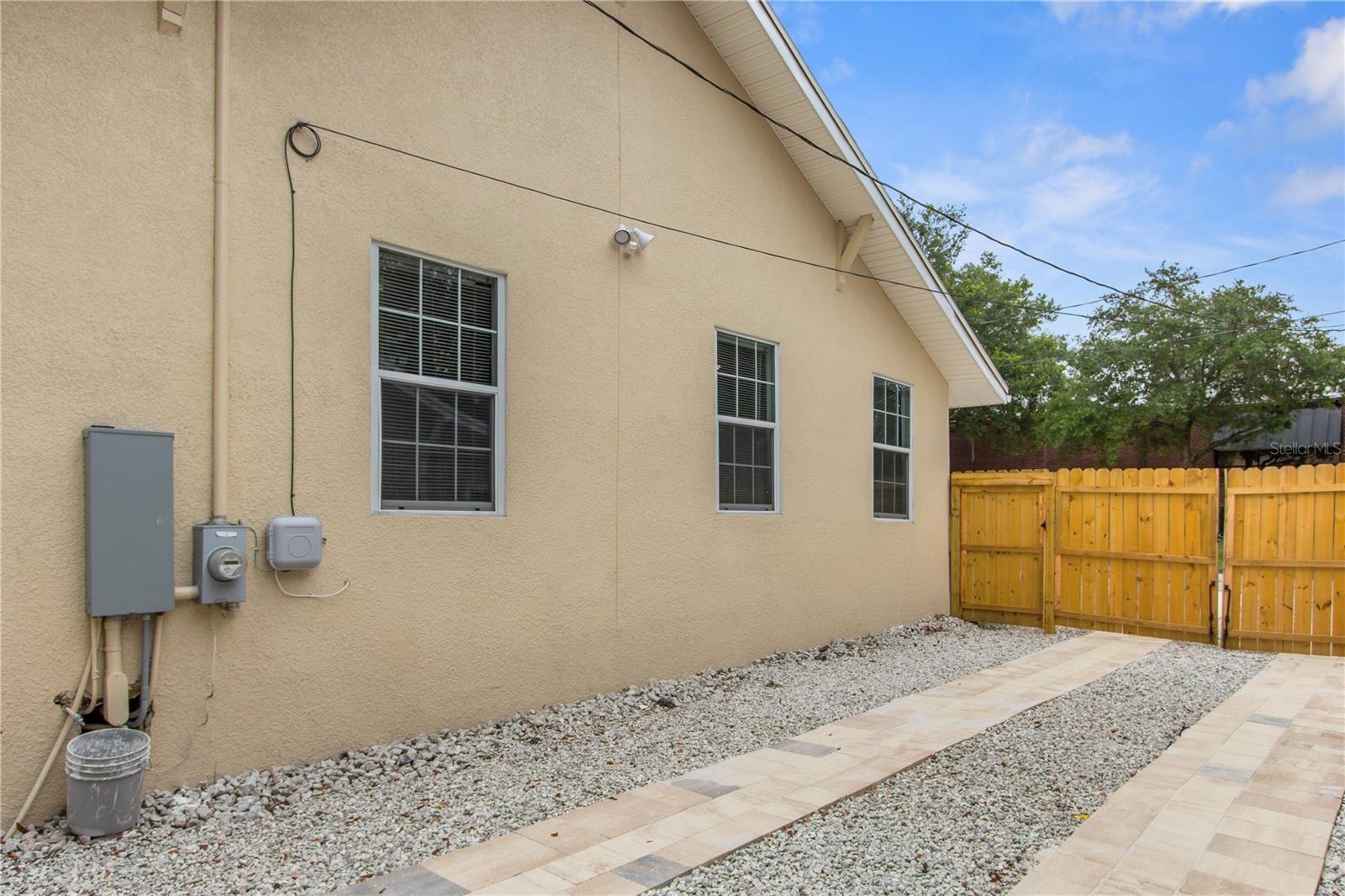T3395795