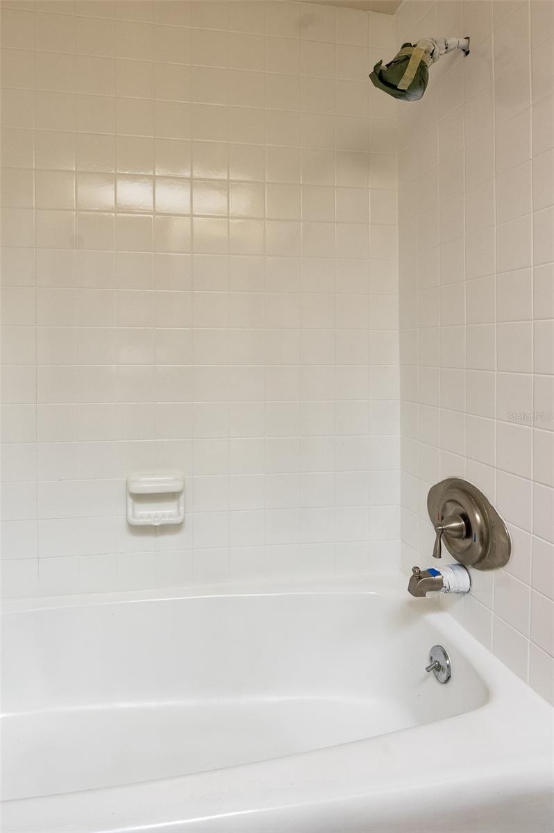 Shower/Tub combination