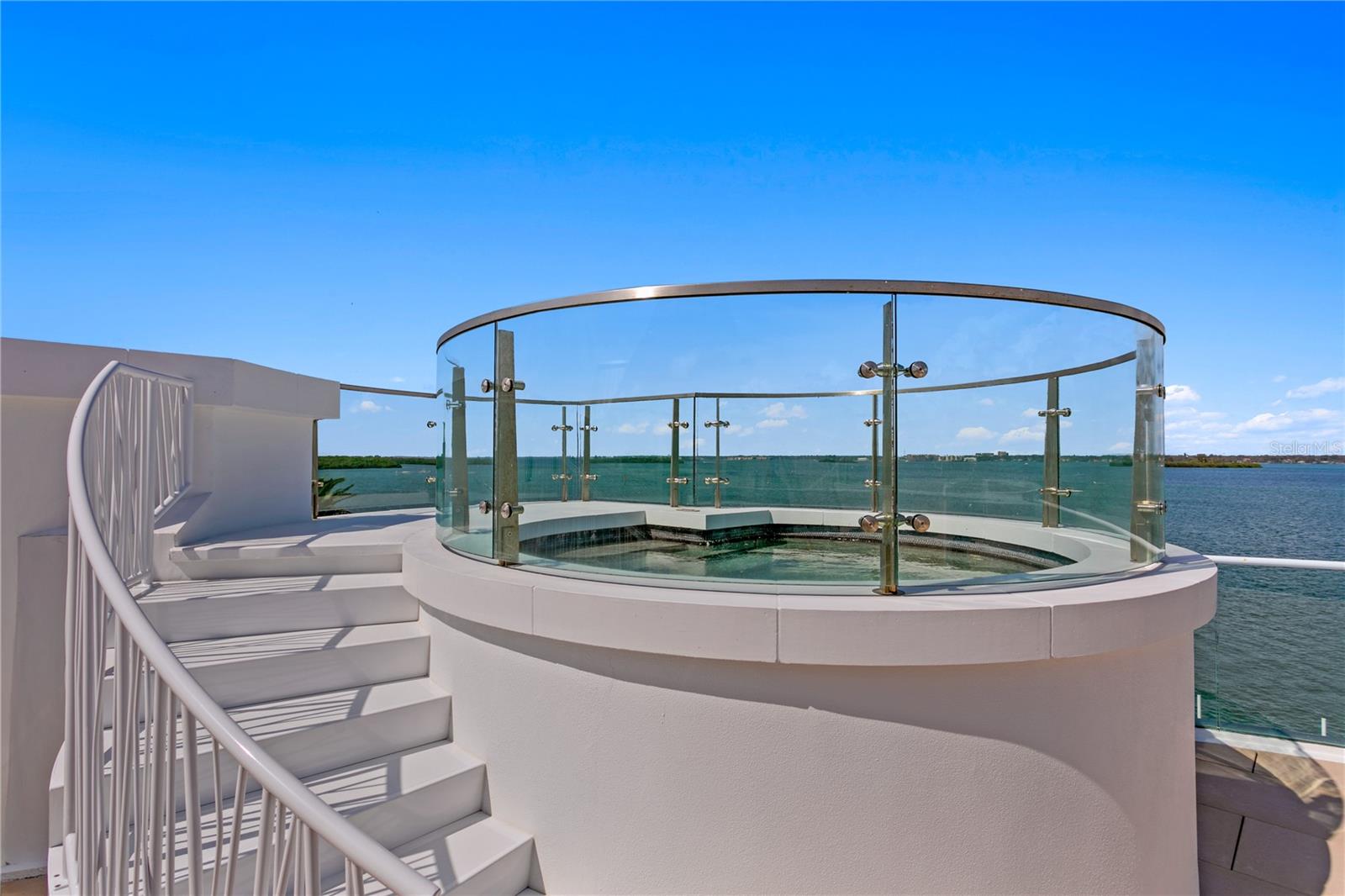 Steps to roof top hot tub