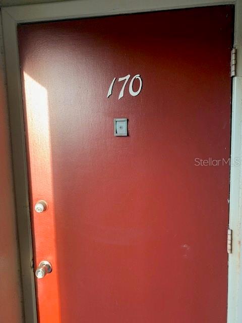 FRONT DOOR 170