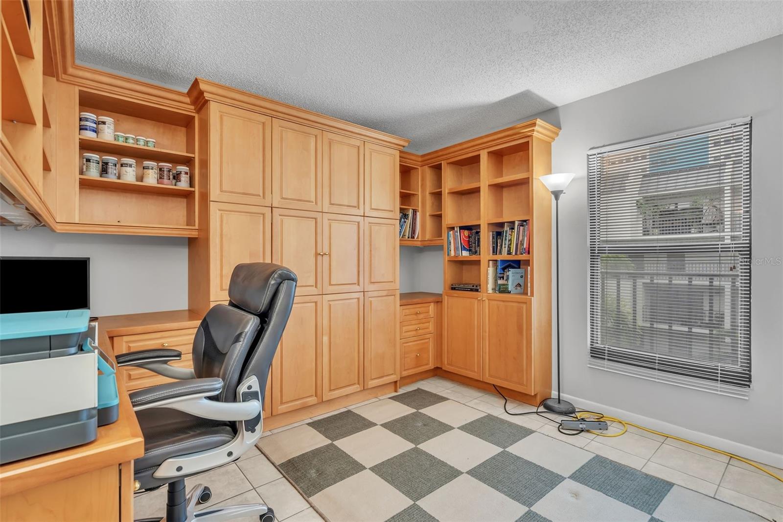 BR #2/DEN OR OFFICE WITH MURPHY BED