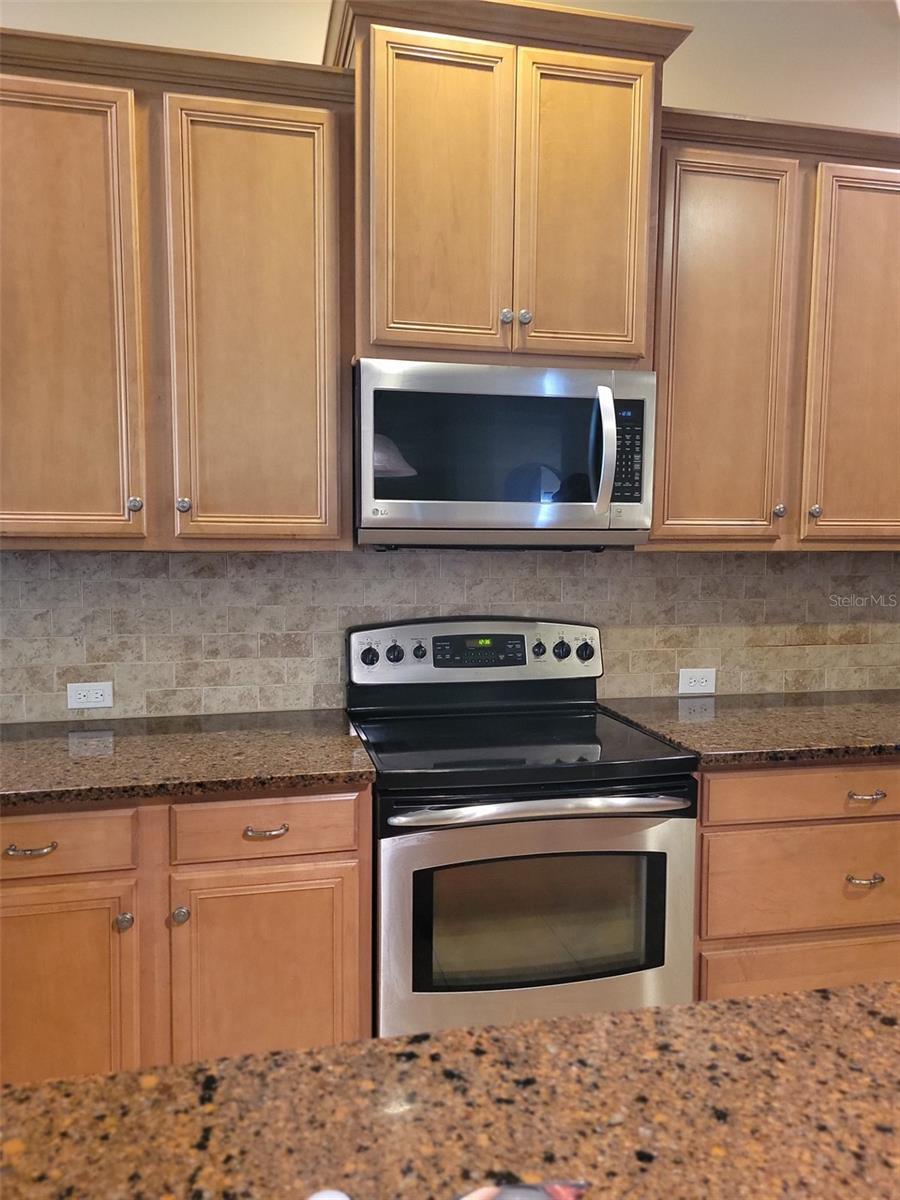 Kitchen with Microwave and Oven