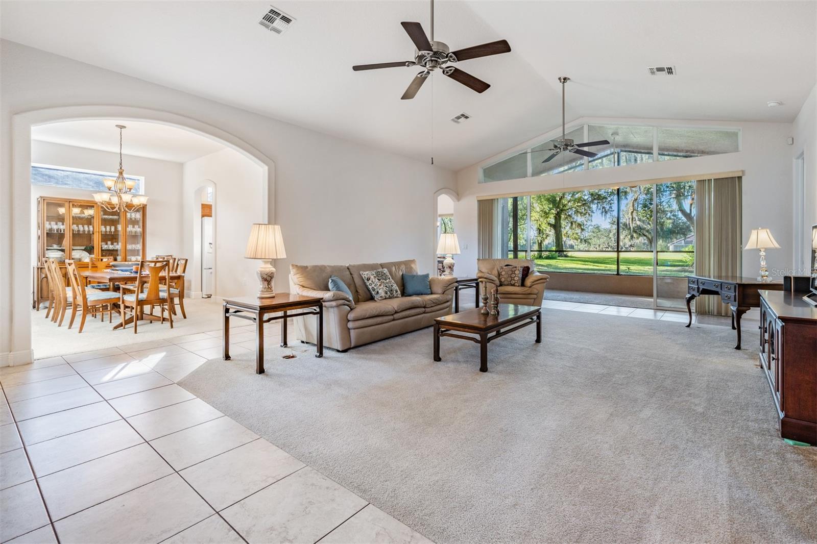 Light, Bright OPEN Great Room with Vaulted ceilings