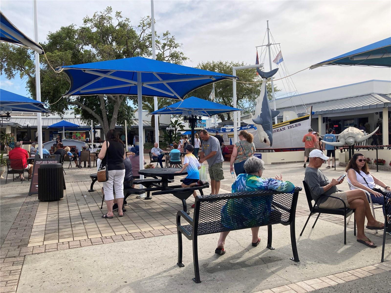 Downtown Tarpon Springs offers shopping restaurants and fun!