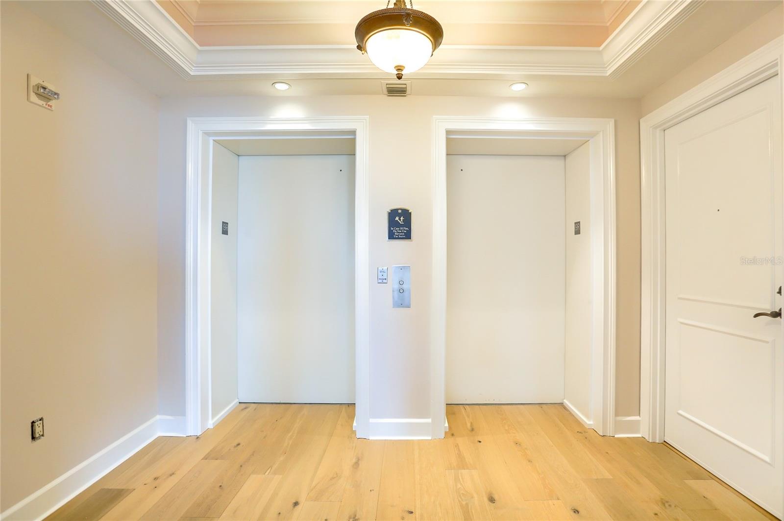 Entry way off of elevator