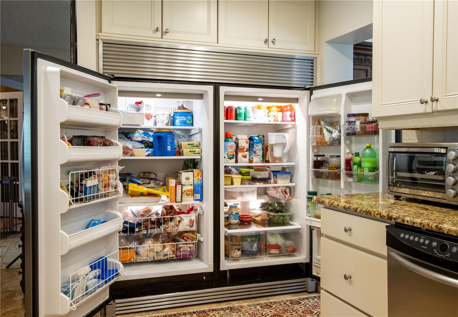 Professional Series Frigidaire refrigerator/freezer side by side.