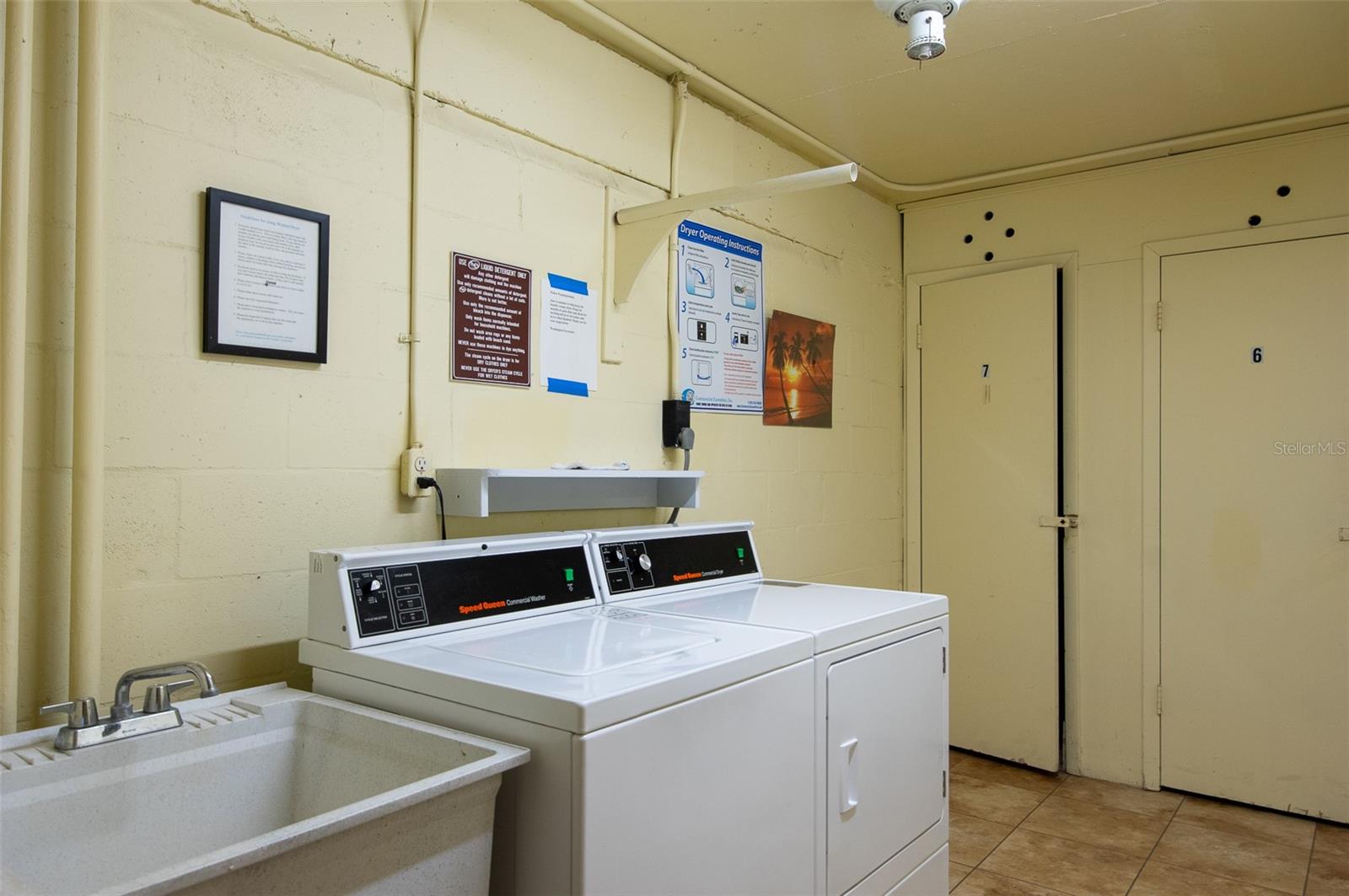 Washington Laundry room on 2nd floor