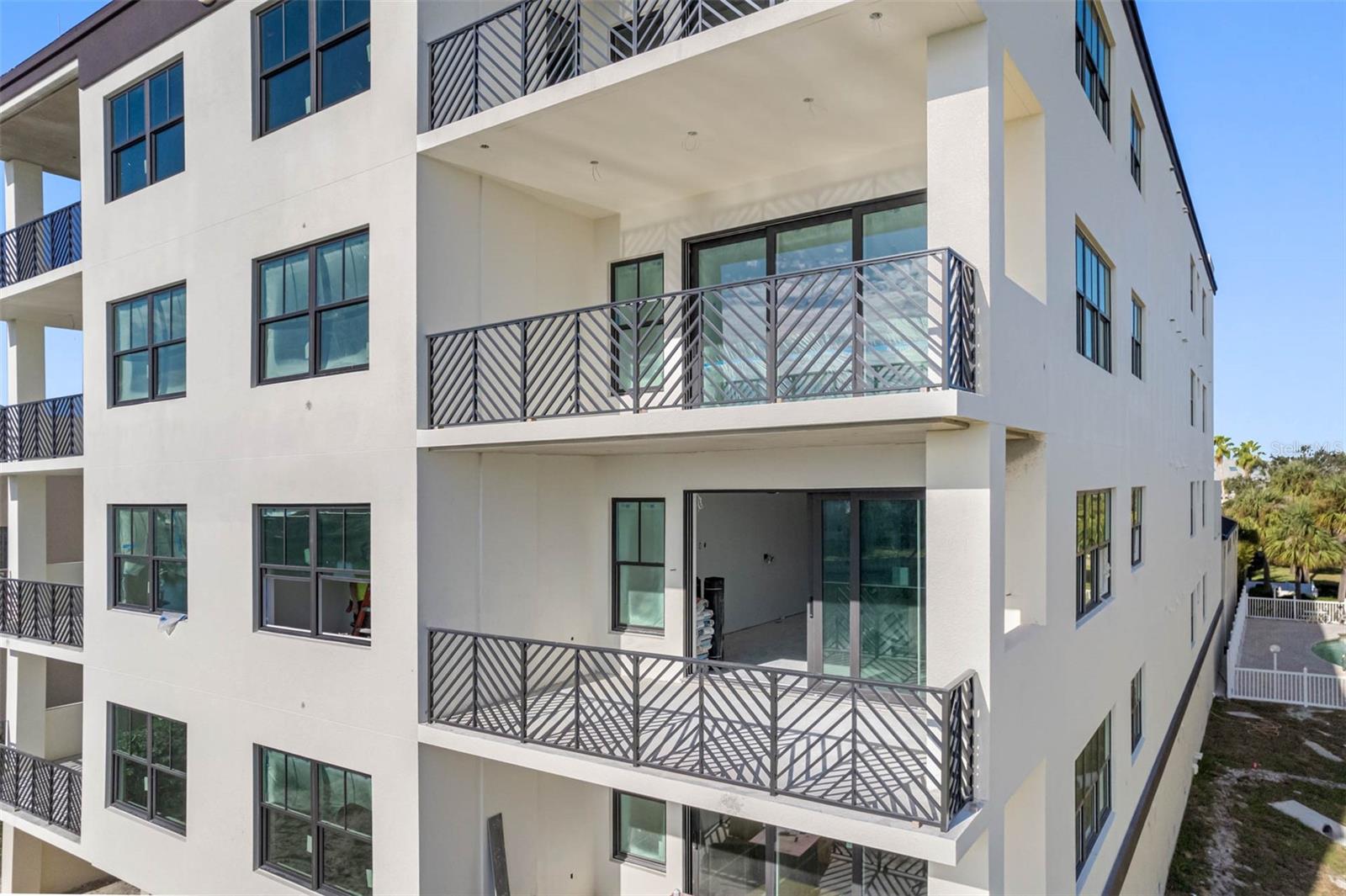 Each residence is considered a corner unit with sunlight pouring throughout the condo.