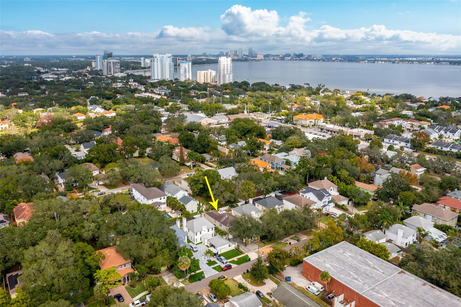 Just 1 block to Bayshore Blvd and steps to shopping, and dining!