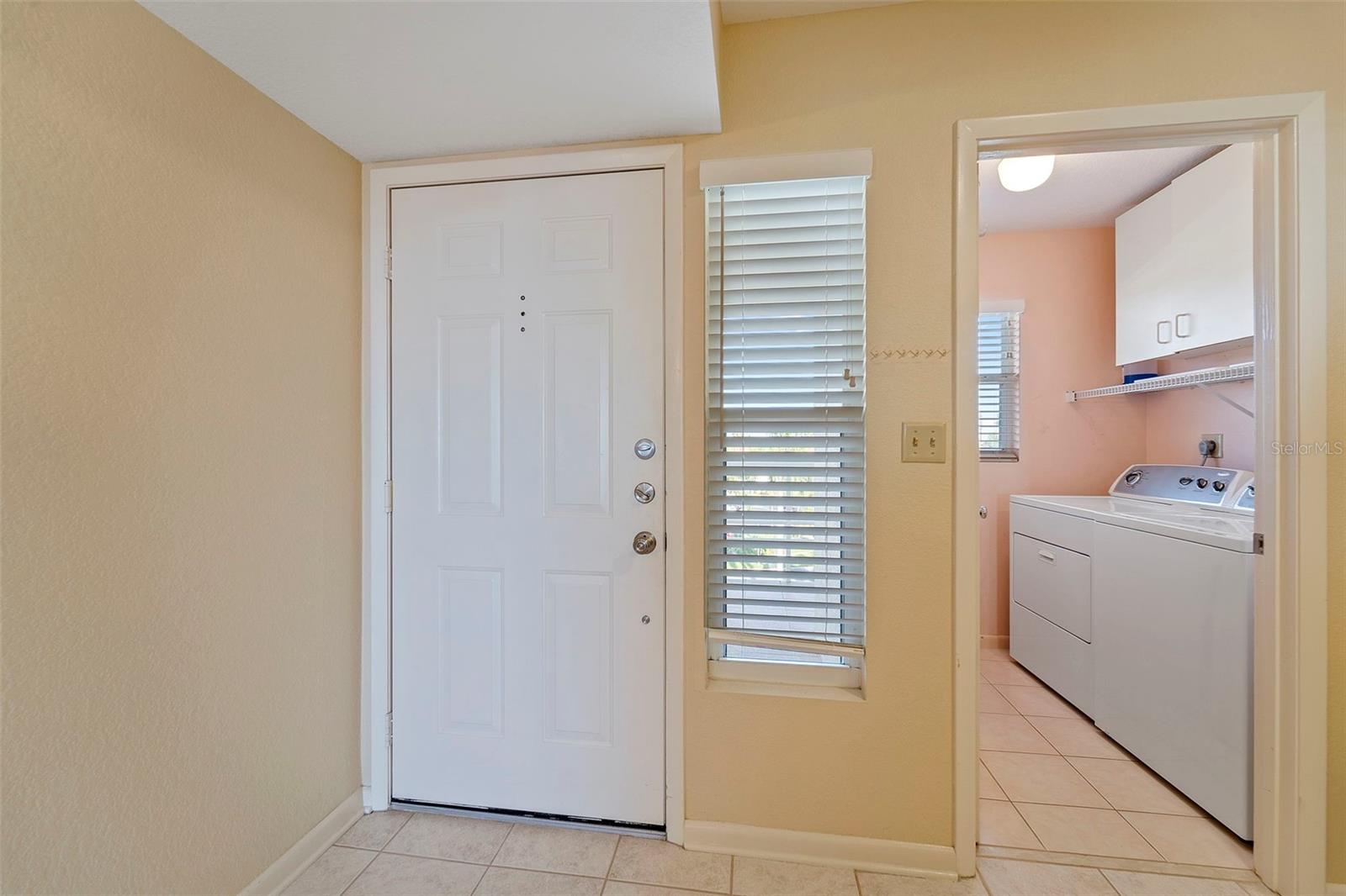 Full Size Laundry Room