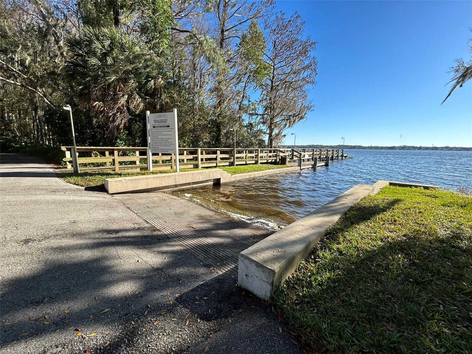 Residents-only boat launch to Lake Tarpon!