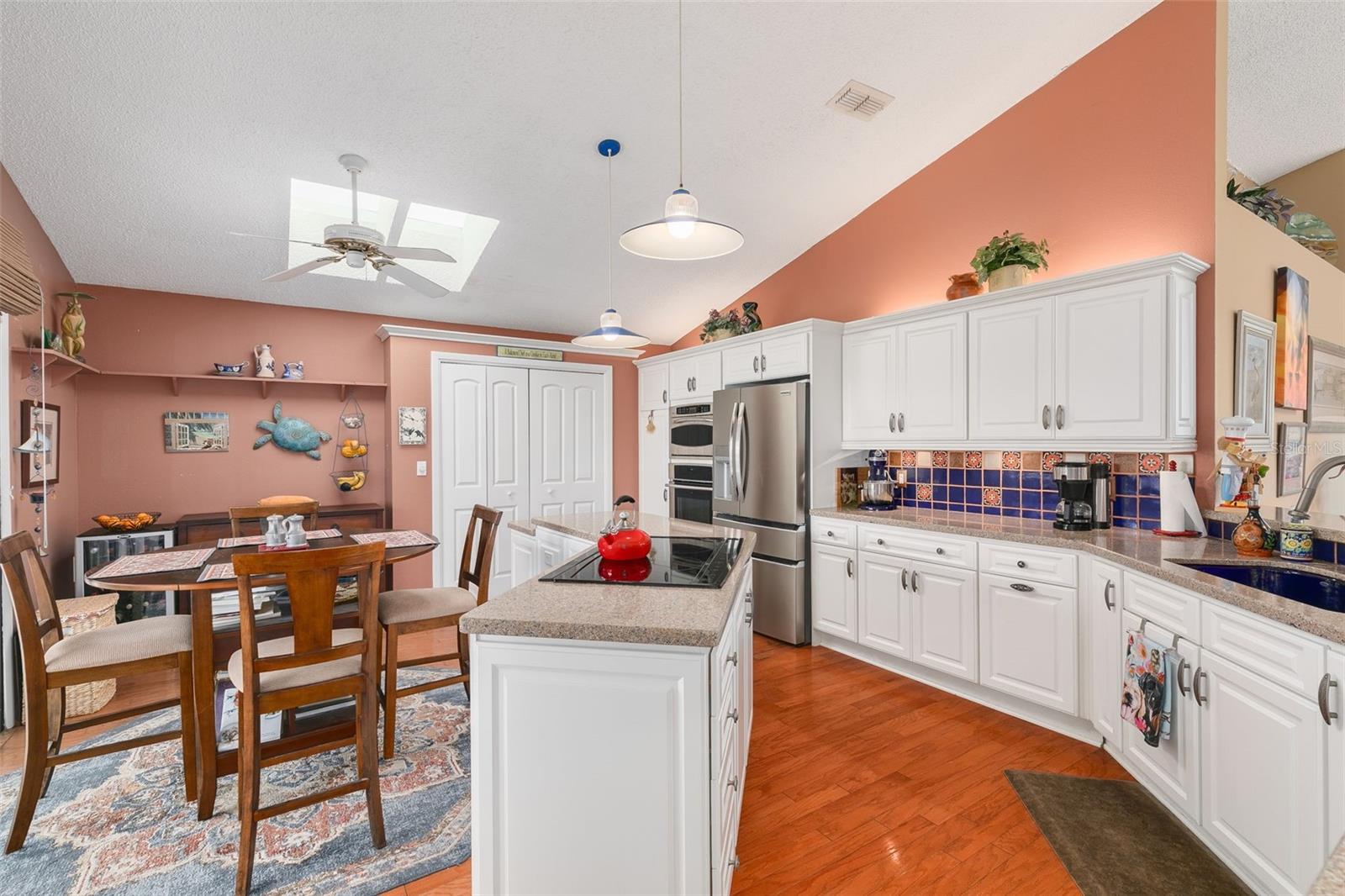 High End Appliances, abundant cabinet and pantry space. Eat in kitchen