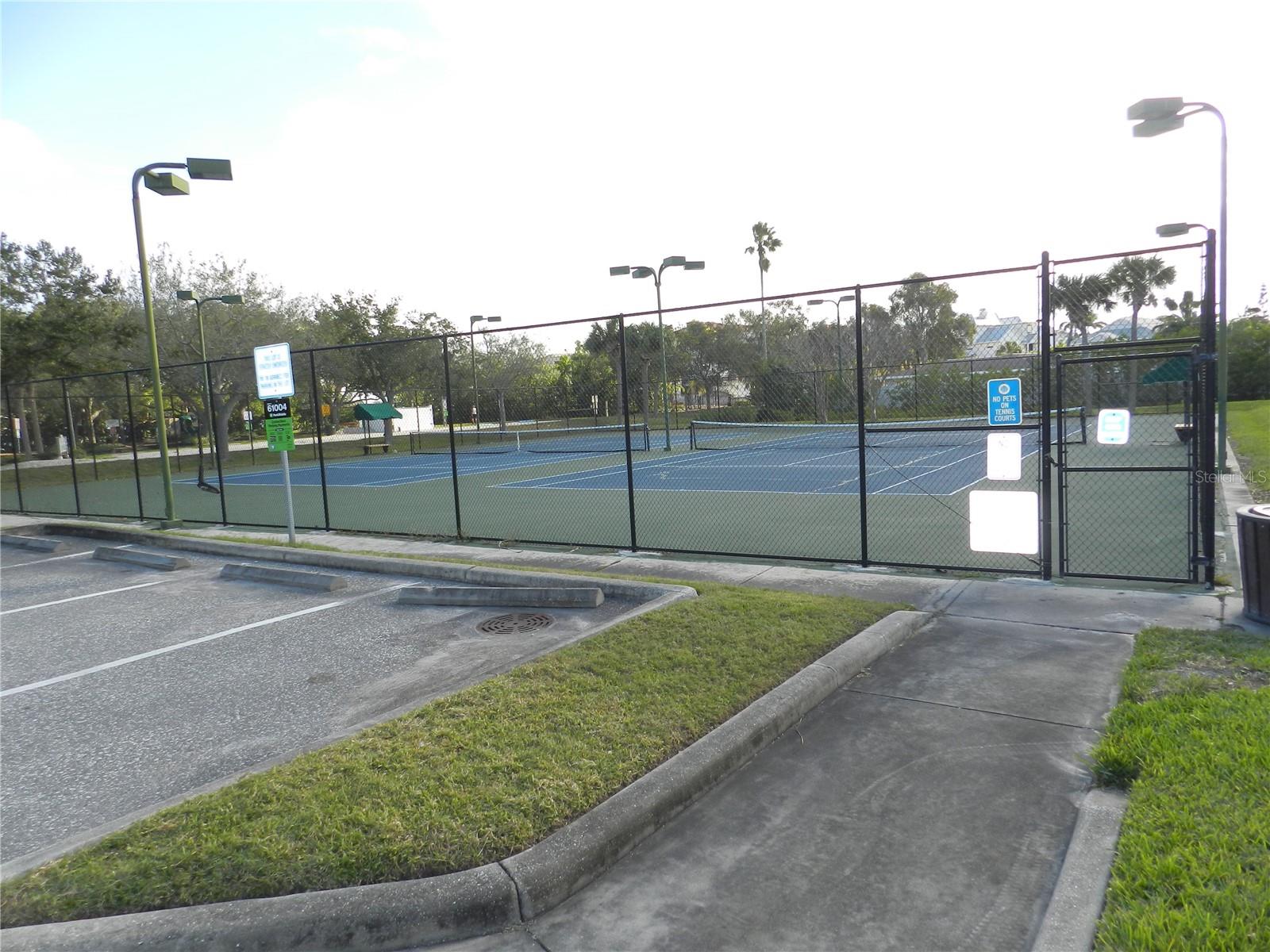 Belleair Beach Community Center Tennis Courts