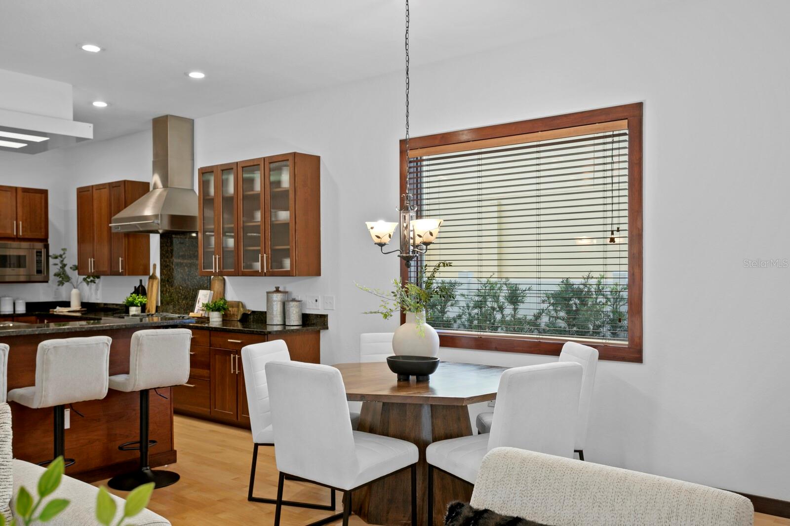 Casual dining space just off the kitchen