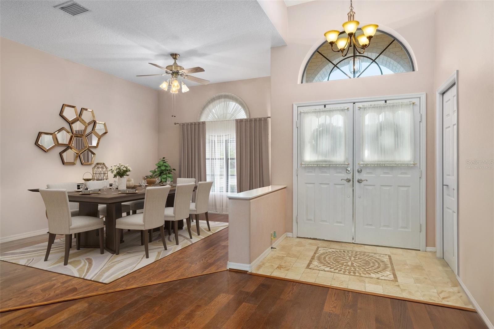 FORMAL DINING AREA VIRTUALLY STAGED