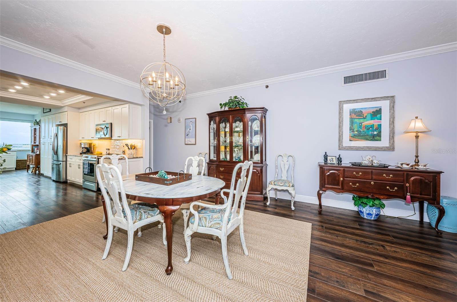 Entertain or just enjoy everyday Dining in the Dining Area off the Kitchen