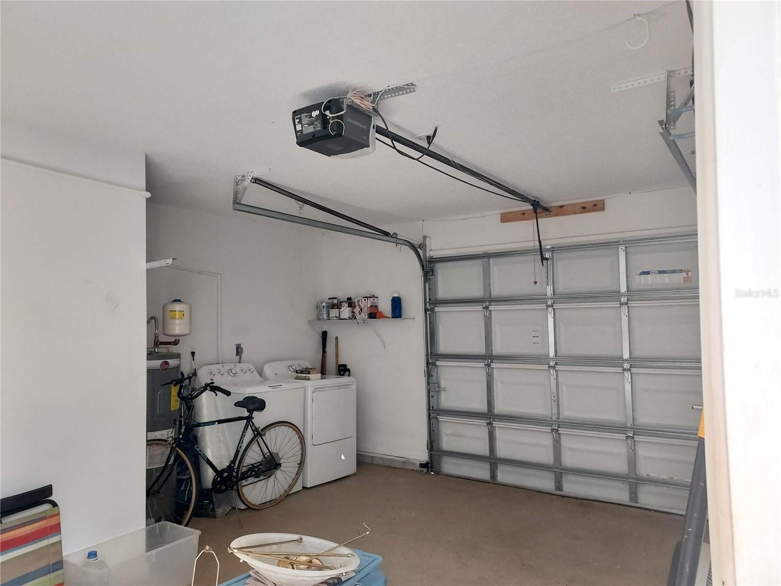Attached garage with Washer and dryer