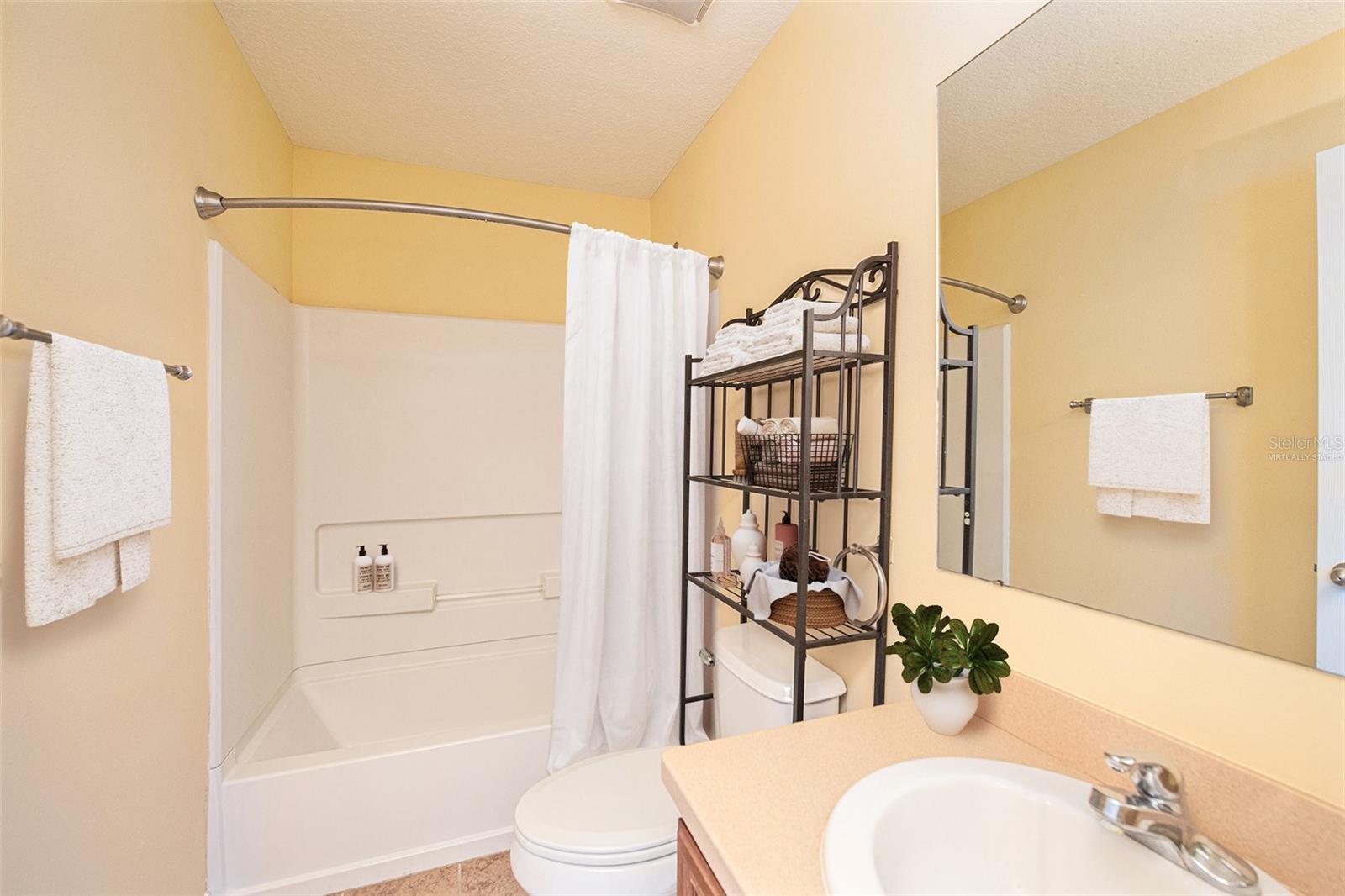 Virtually Staged Owners Bathroom