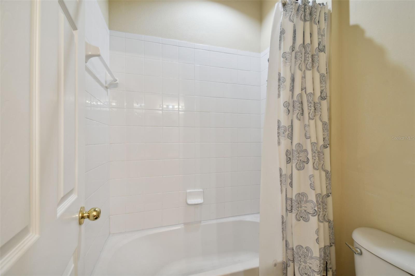 Upstairs Bath - Shower Tub Combo