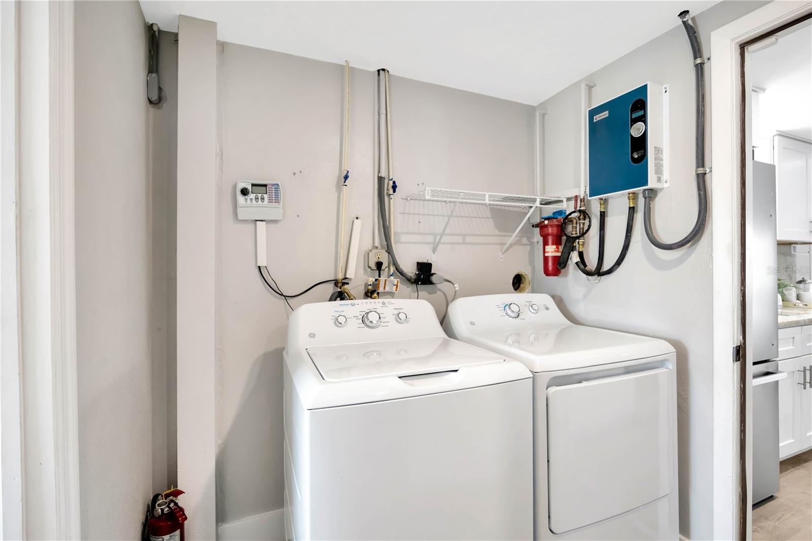 Laundry , tankless water heater