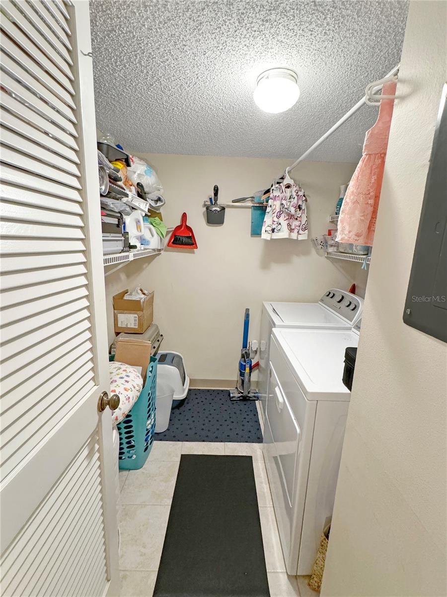 Full Size Laundry Room with storage