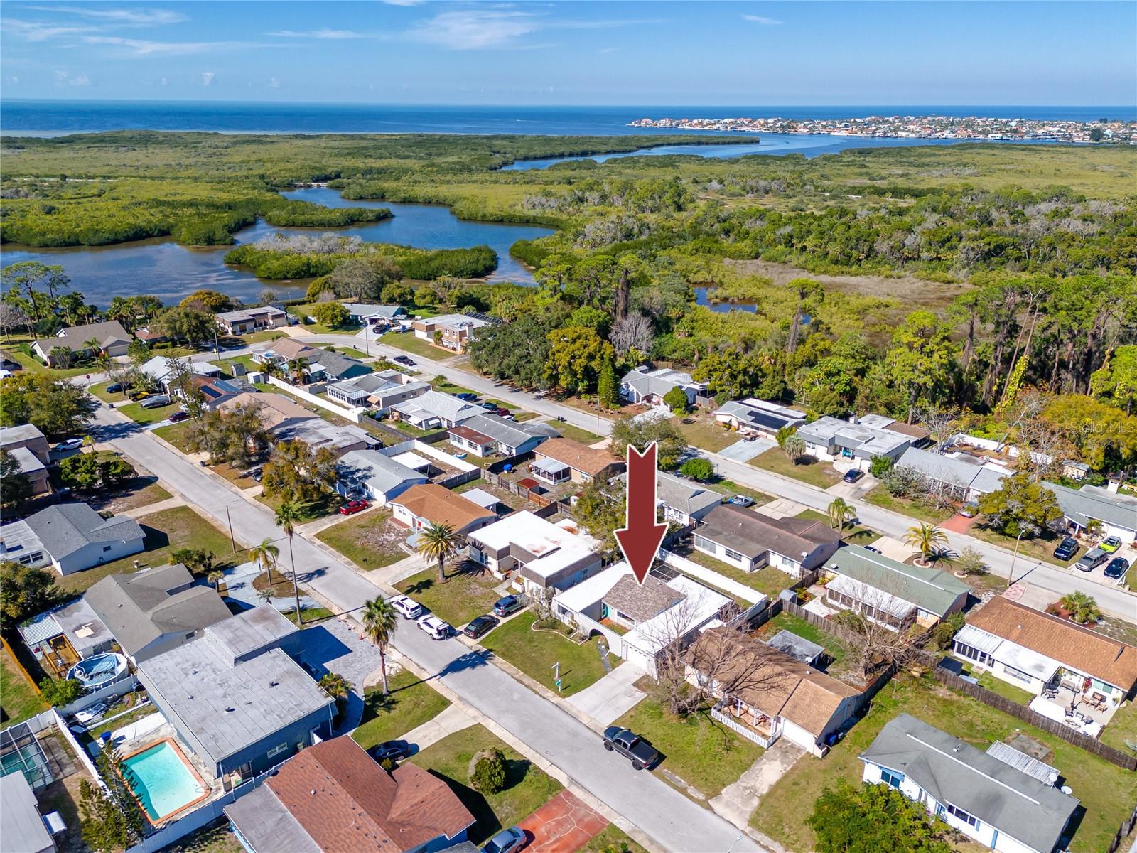 Close proximity to the Gulf of Mexico, boat ramps and many Nature Parks!