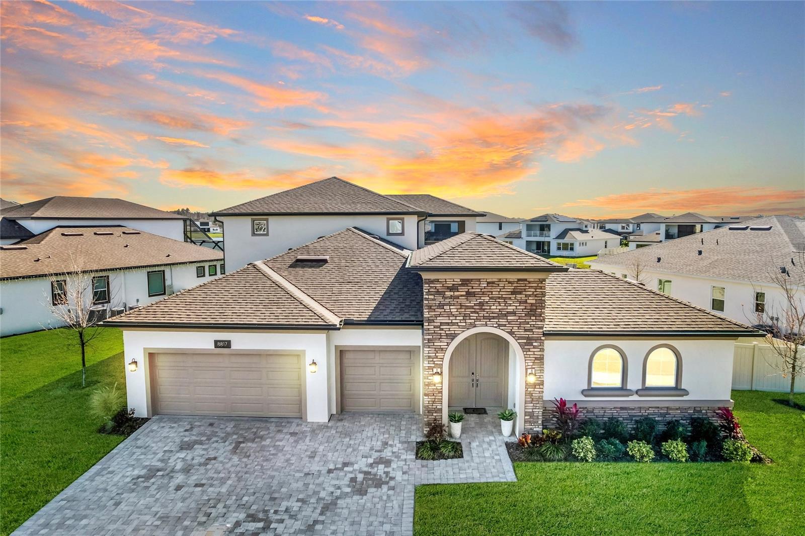 6 Beds | 6 Bath | 4,631 | Mother in law suite |.