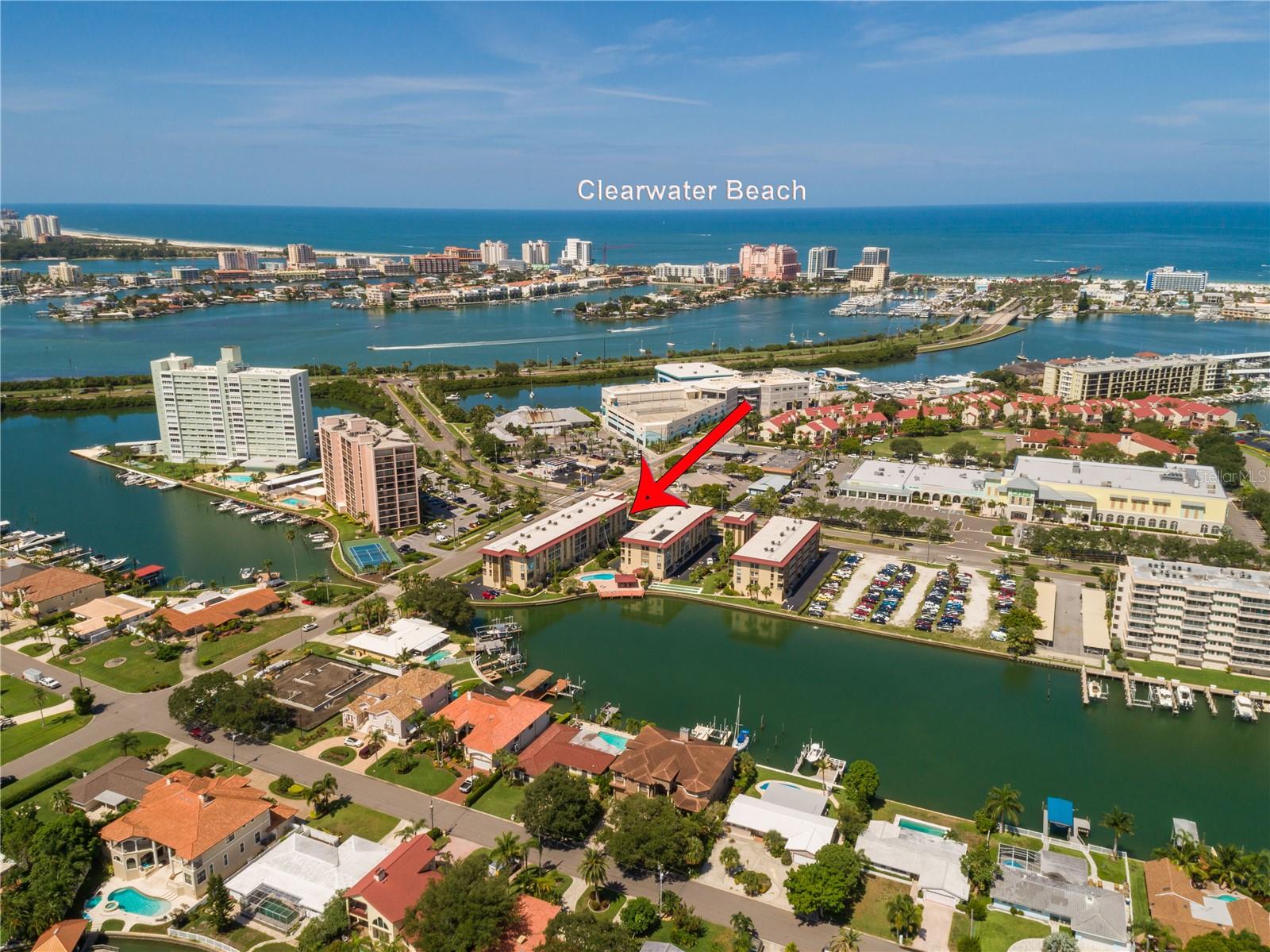 Island Estates just a short distance to Clearwater Beach