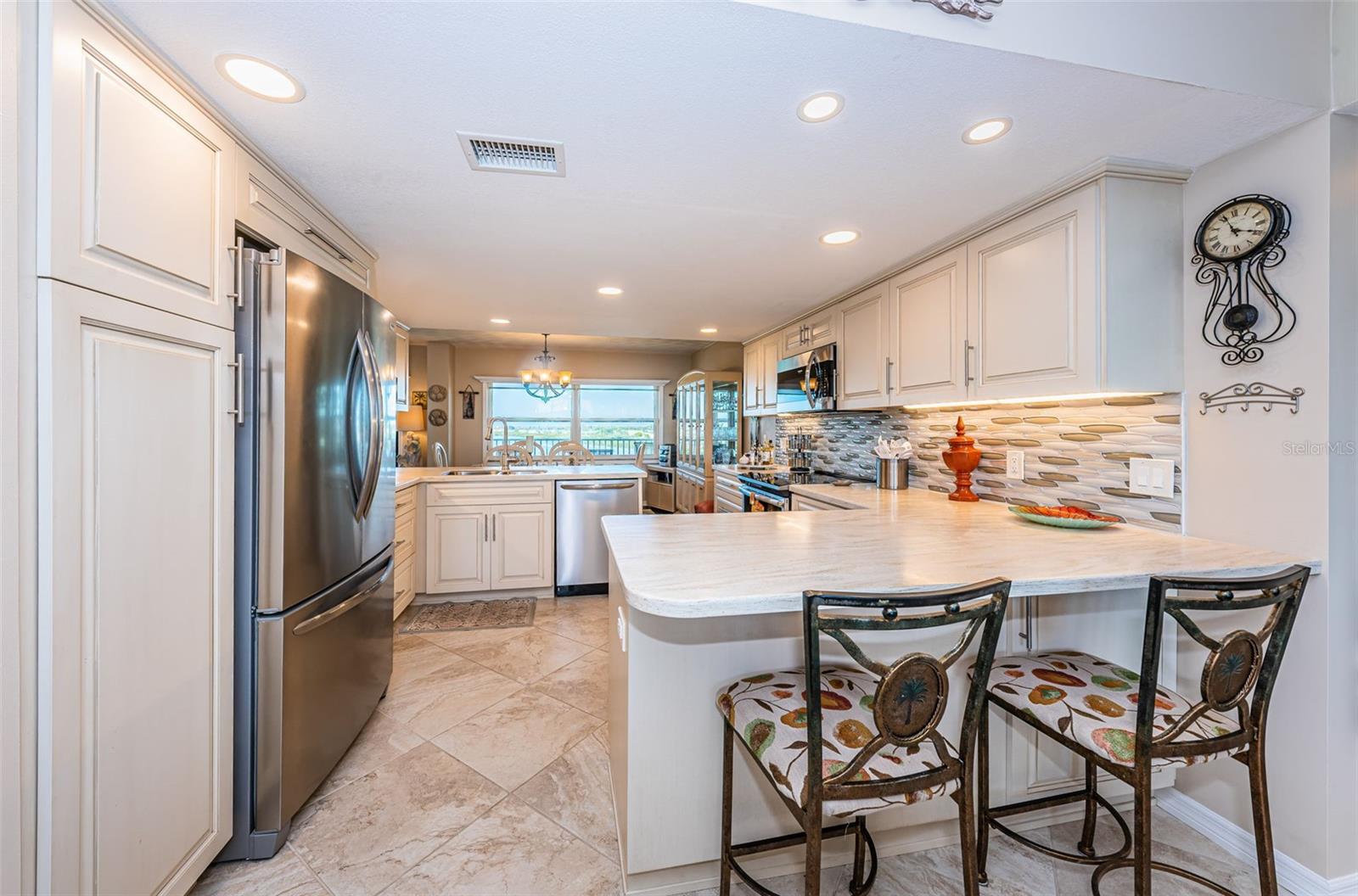 Wonderful Kitchen with multiple prep areas!