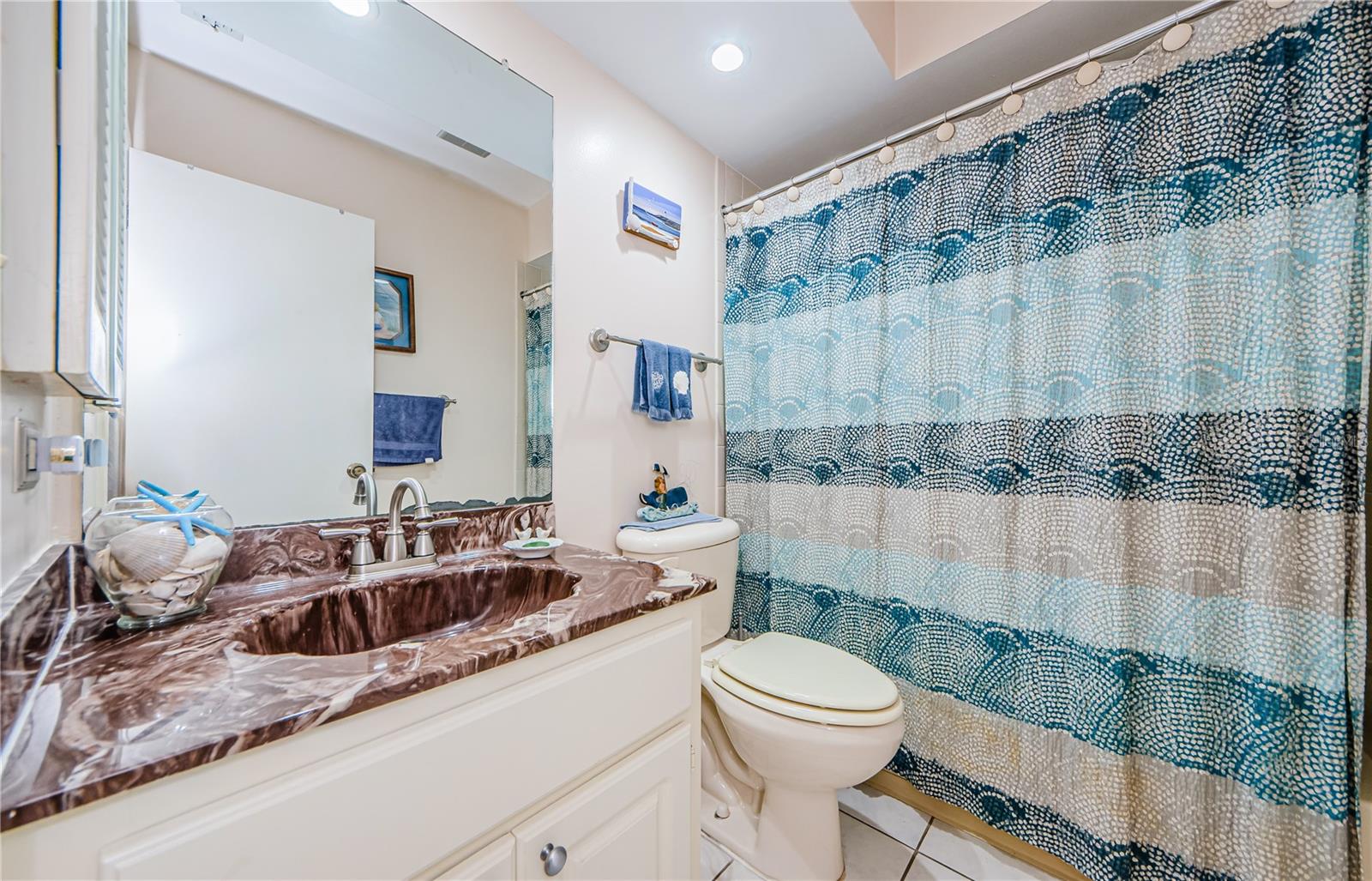 Bathroom 2. Shower-Tub Combo.