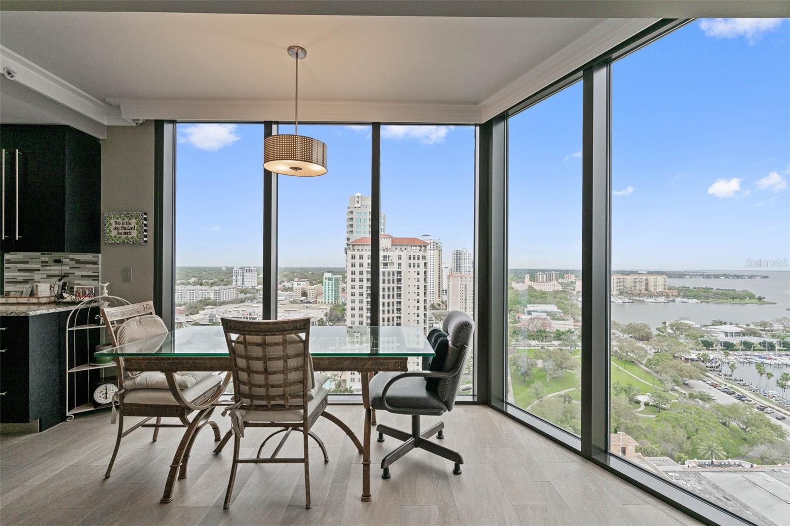 This corner unit shows the BEST location and views all around!