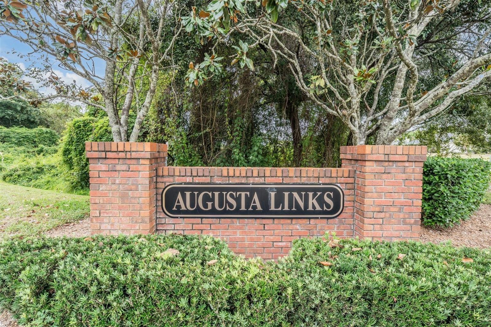 The Augusta Links Neighborhood is quietly nestled within Lake Bernadette