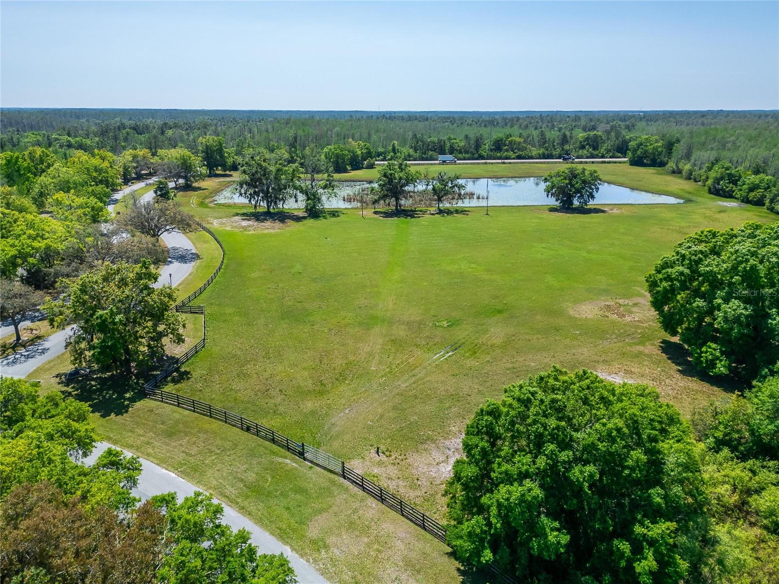 Bring Your Horses.  Community has 25 Acres and 2 fishing ponds