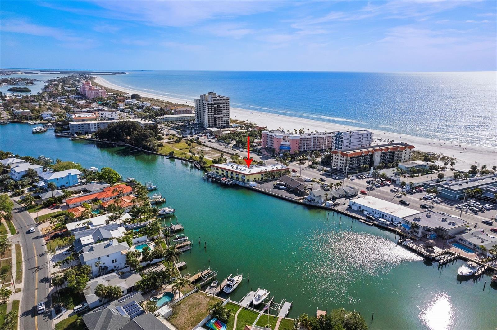 Most importantly, the beach is right across Gulf Blvd, with a public beach access point, literally just a few steps to the north of the property on the west side of the street.