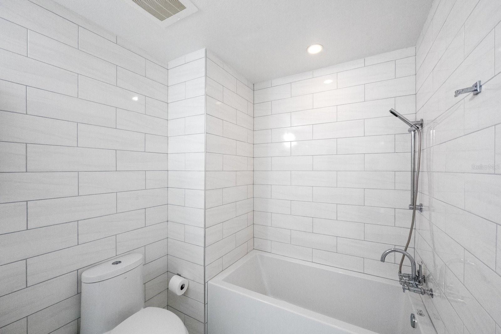 Luxury Shower-Tub recently installed.