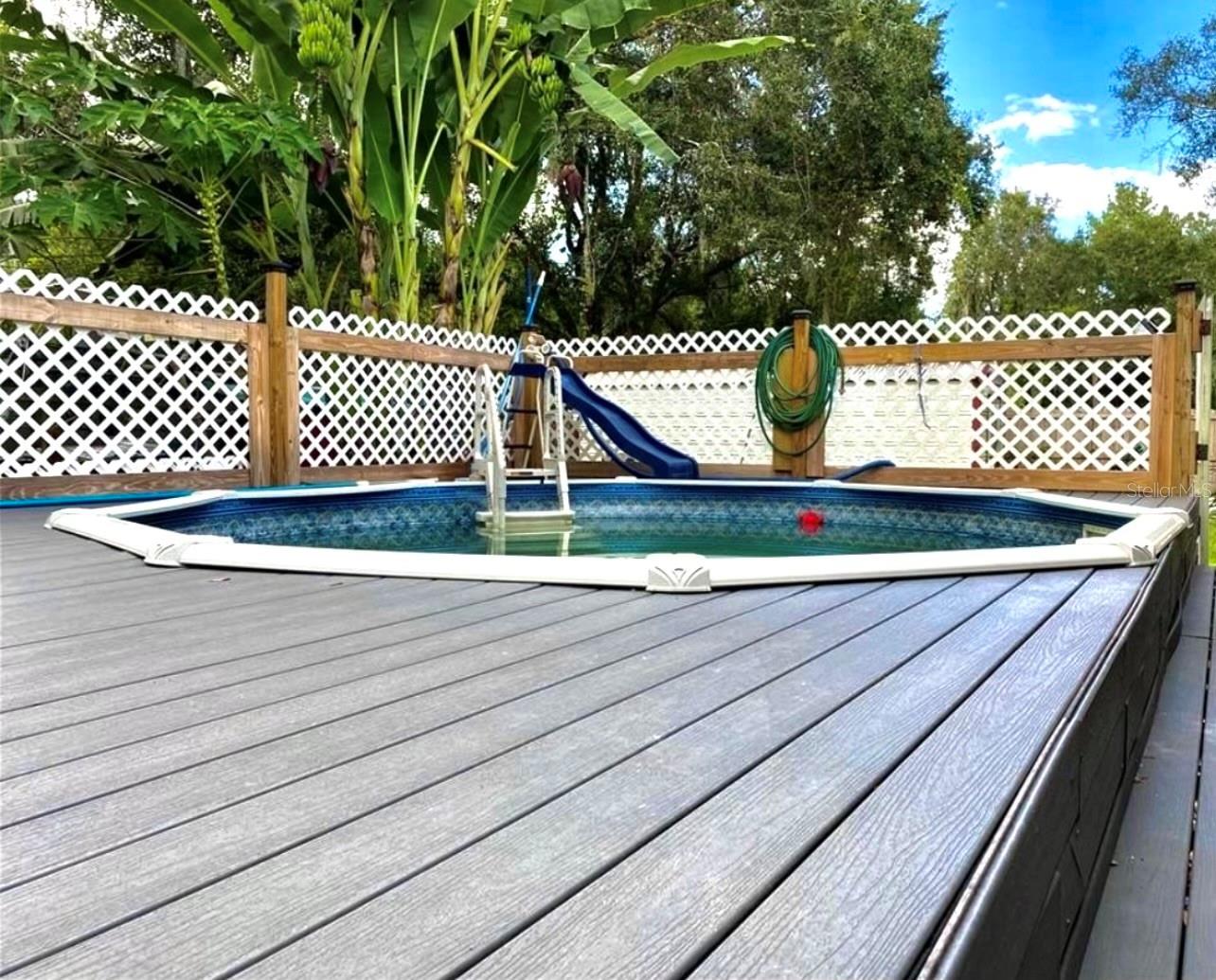 Pool/deck