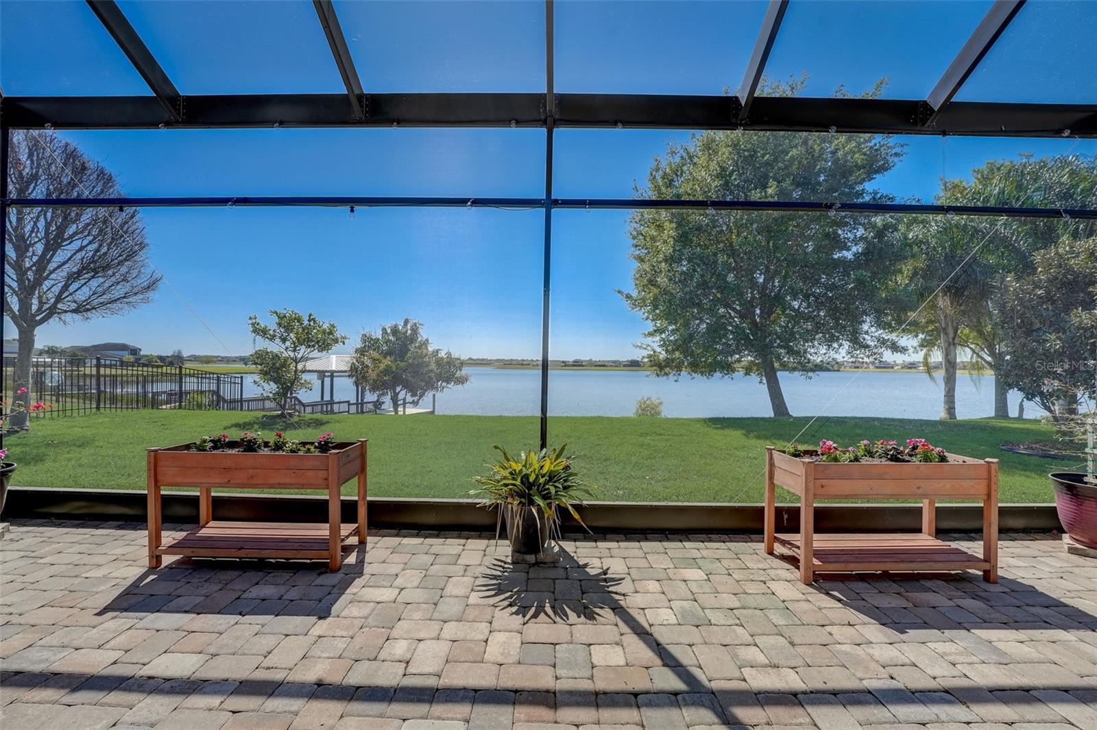 Time to Relax, your own private lake view