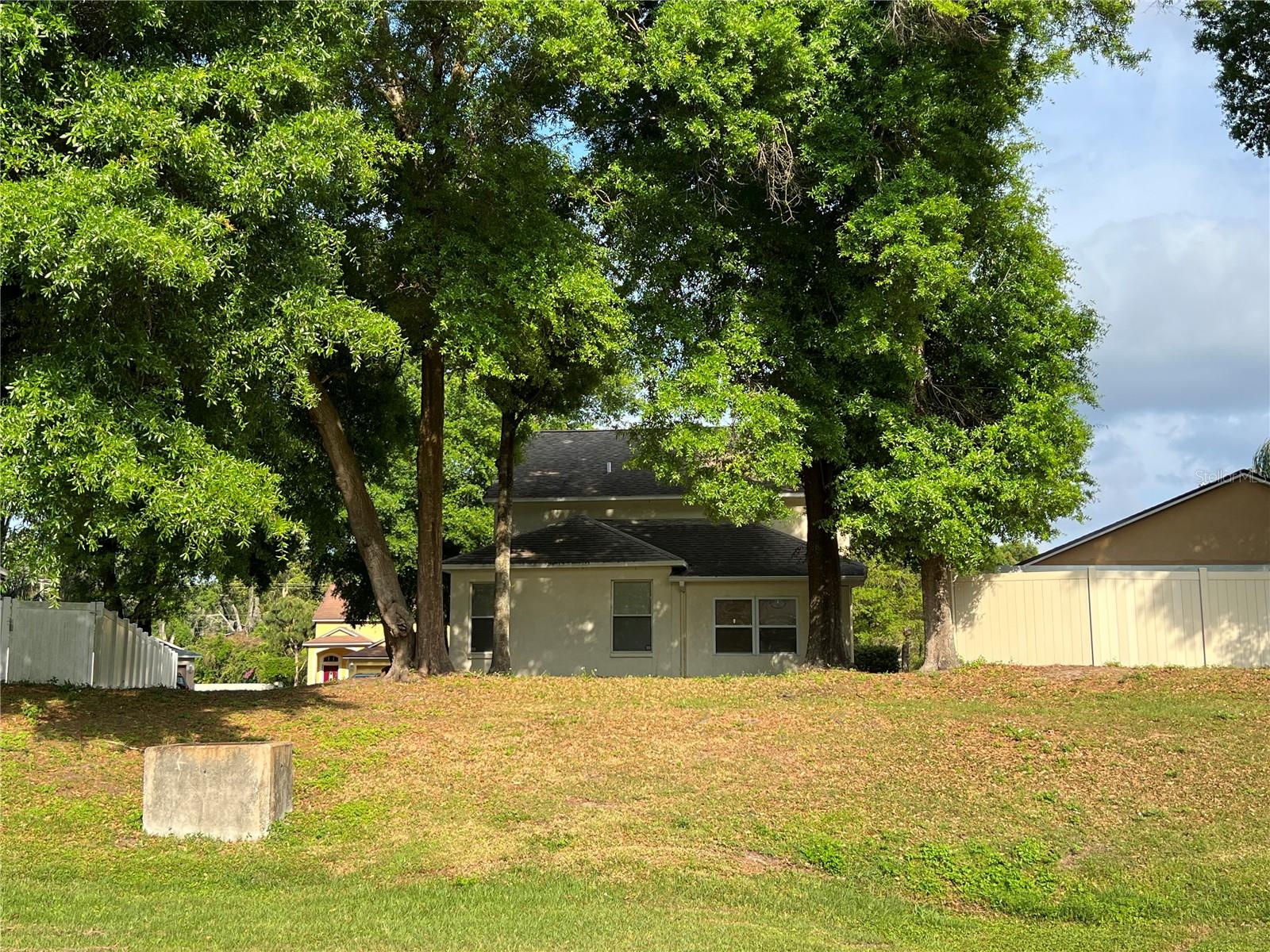 T3512489