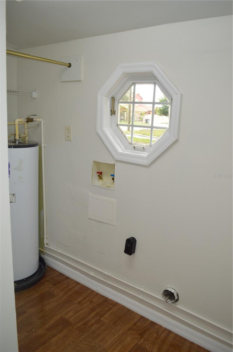 Laundry room/washer and dryer hookup