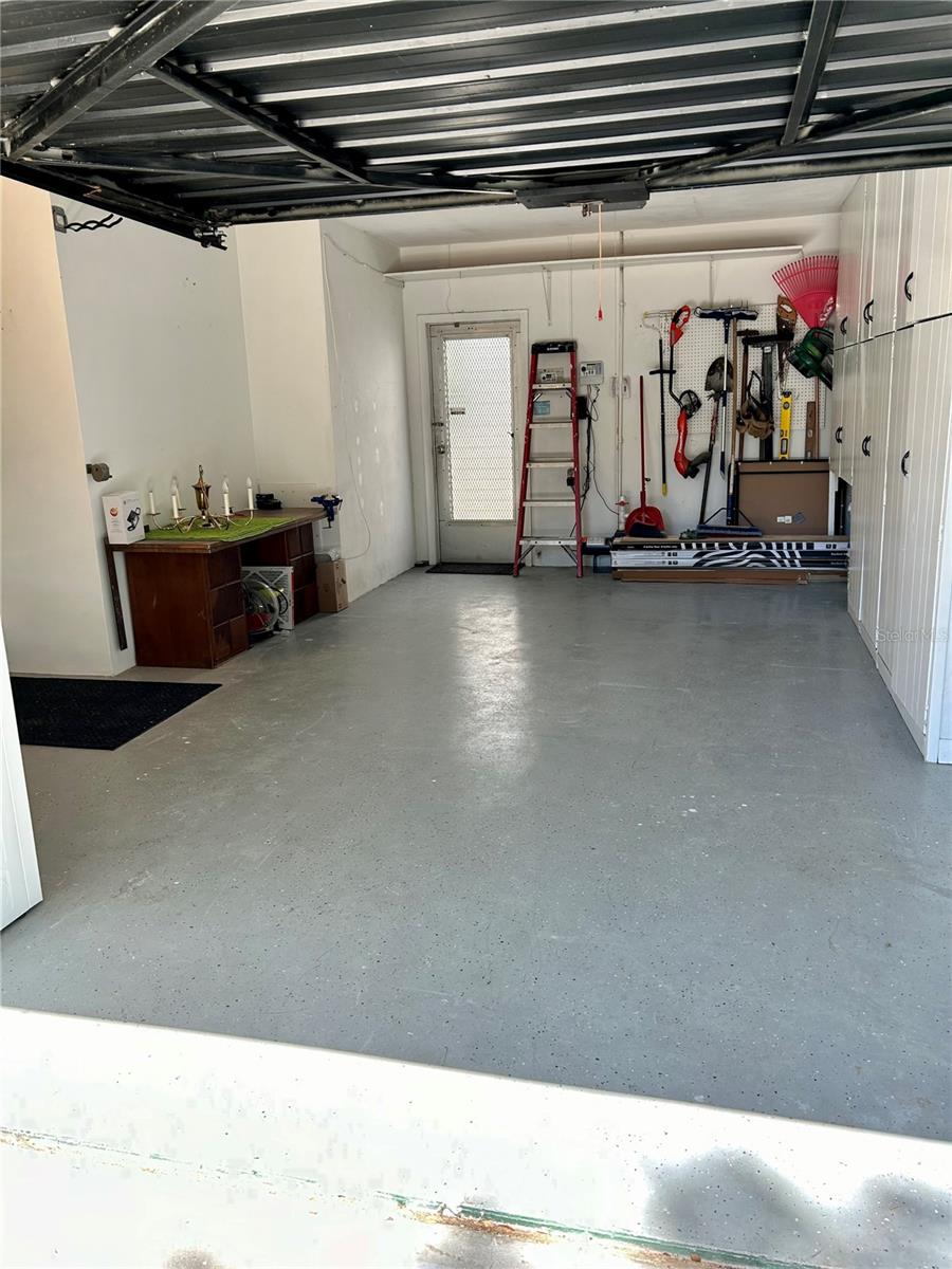 Deep/oversize 1-car garage.