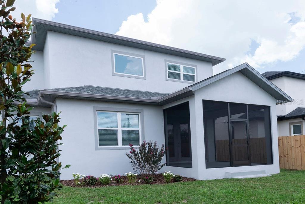 Exterior Back with Screened Lanai