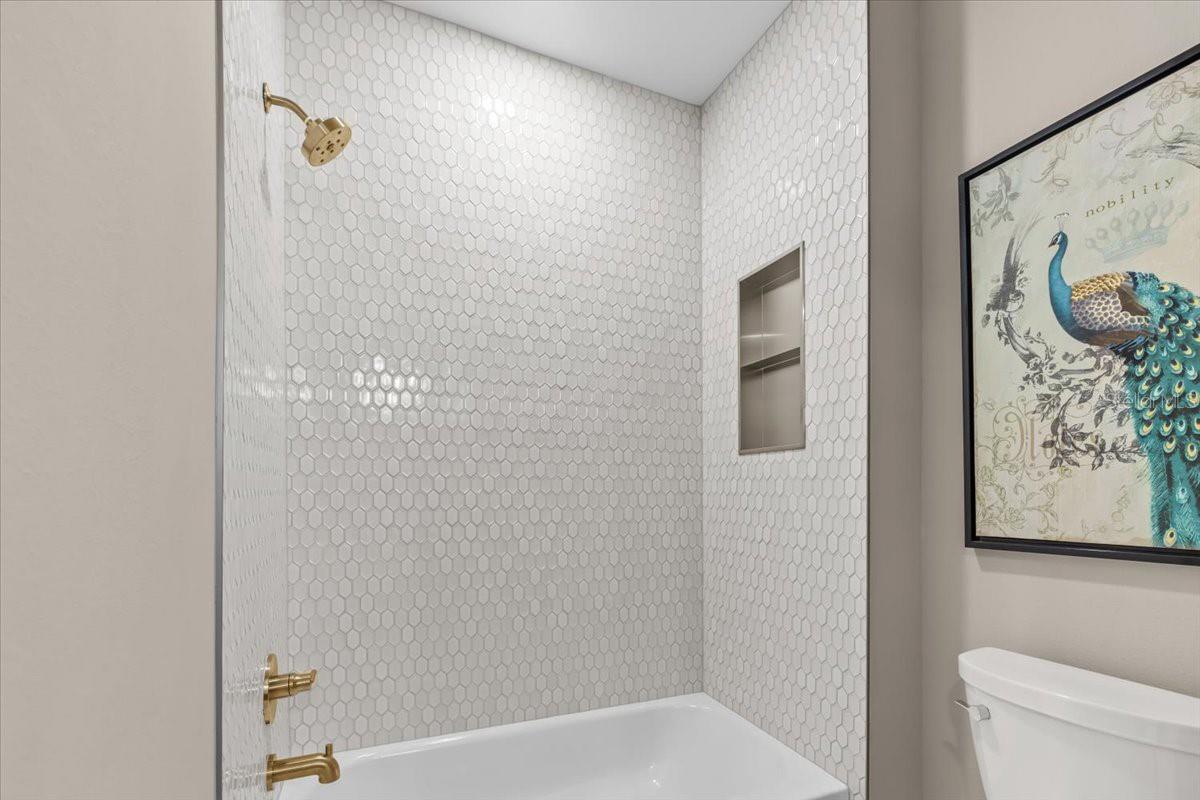 2nd Floor Jack & Jill Bath with Shower/Tub combo