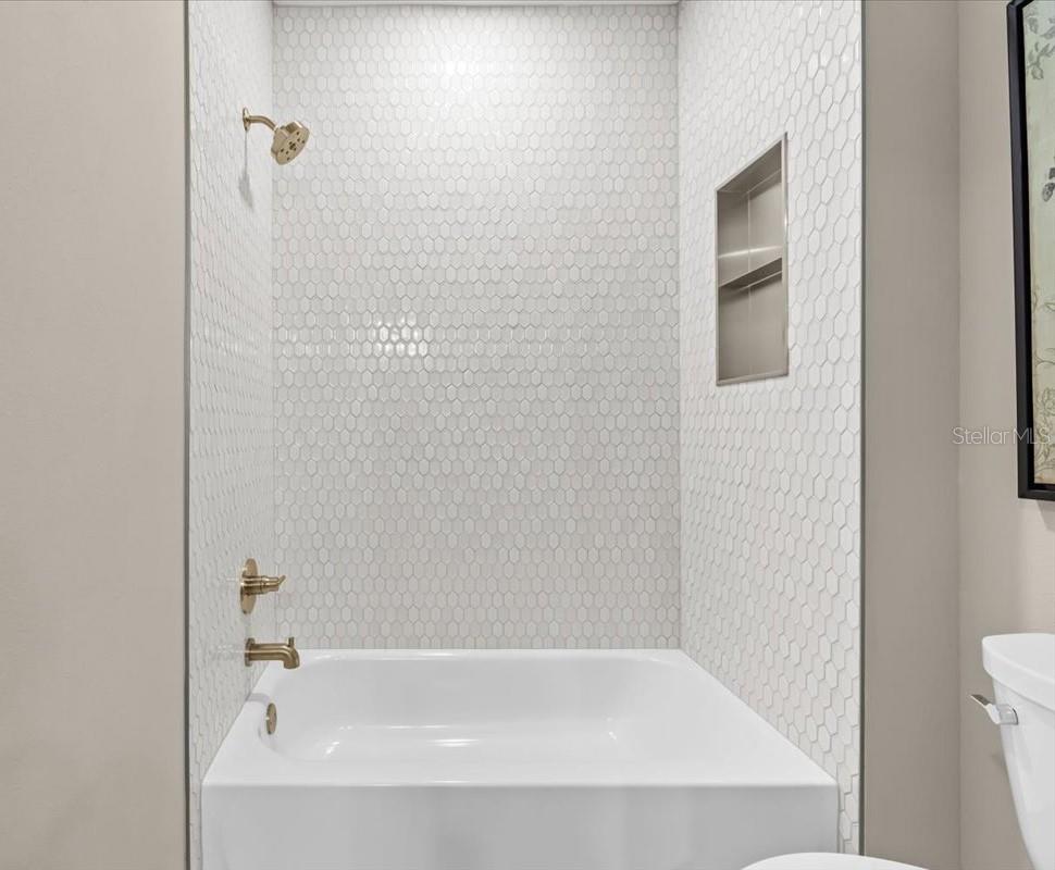 2nd Floor Jack & Jill Bath