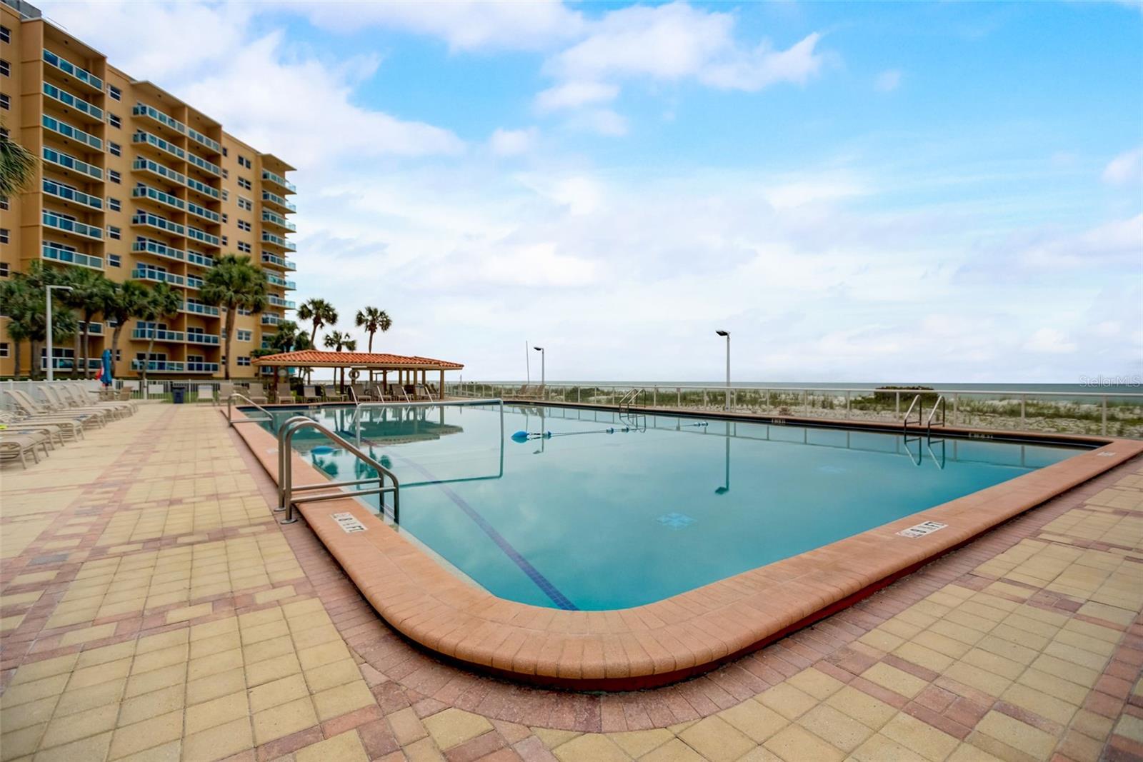 Expansive Pool - Right on the Beach!