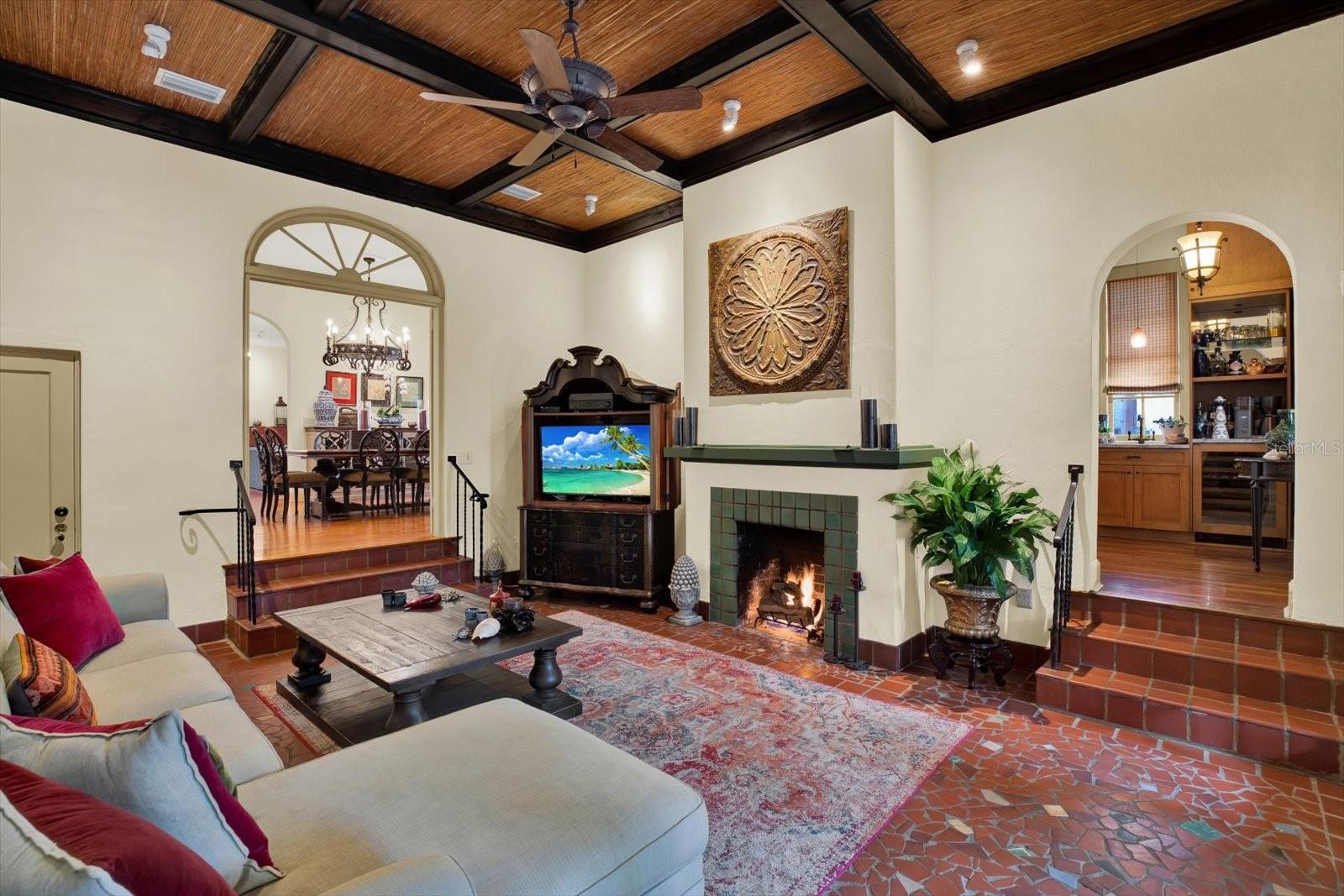 Family Room & Gas Fireplace