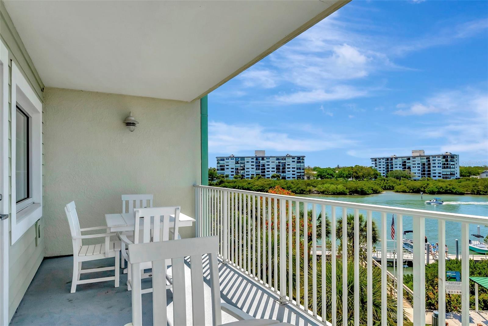 Take a moment to soak in the breathtaking waterview right outside your future unit! Imagine waking up to the serene sight of shimmering waters, with boats lazily drifting by and the sun casting a golden glow across the surface.
