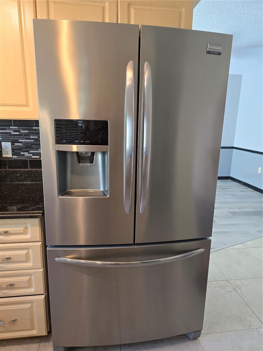 all new stainless steel appliances package $6000 worth