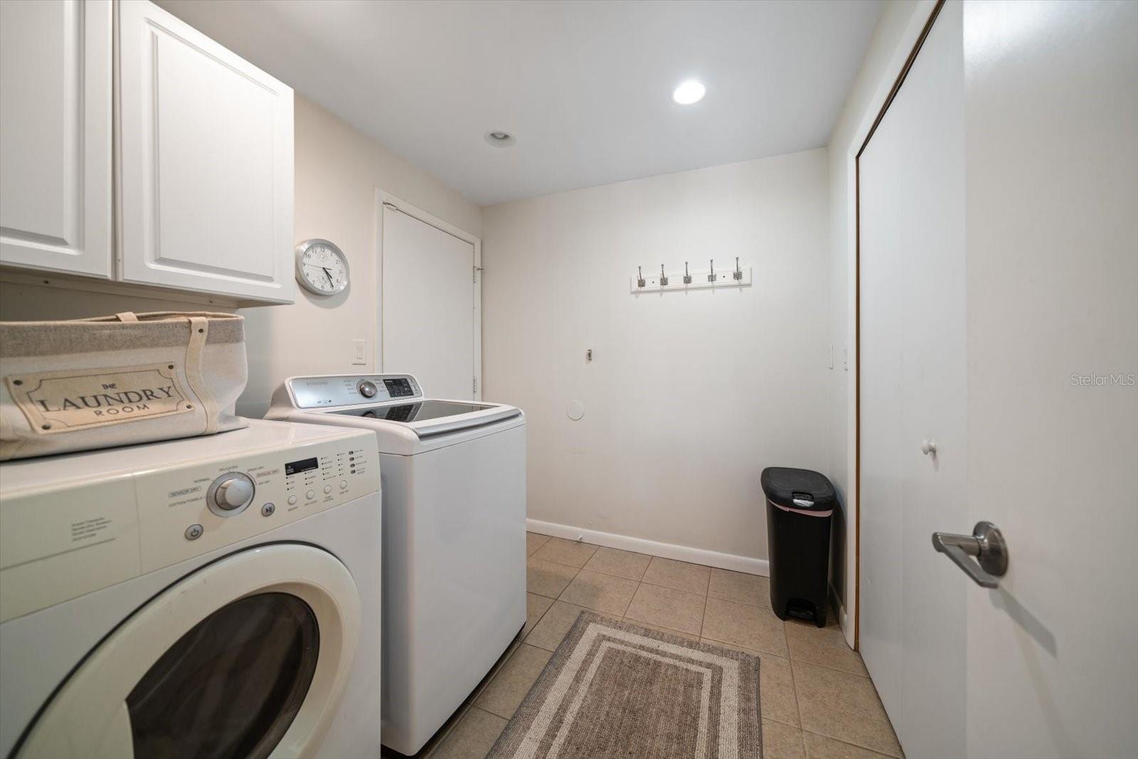 Laundry room/mud room leads to 2 car garage!