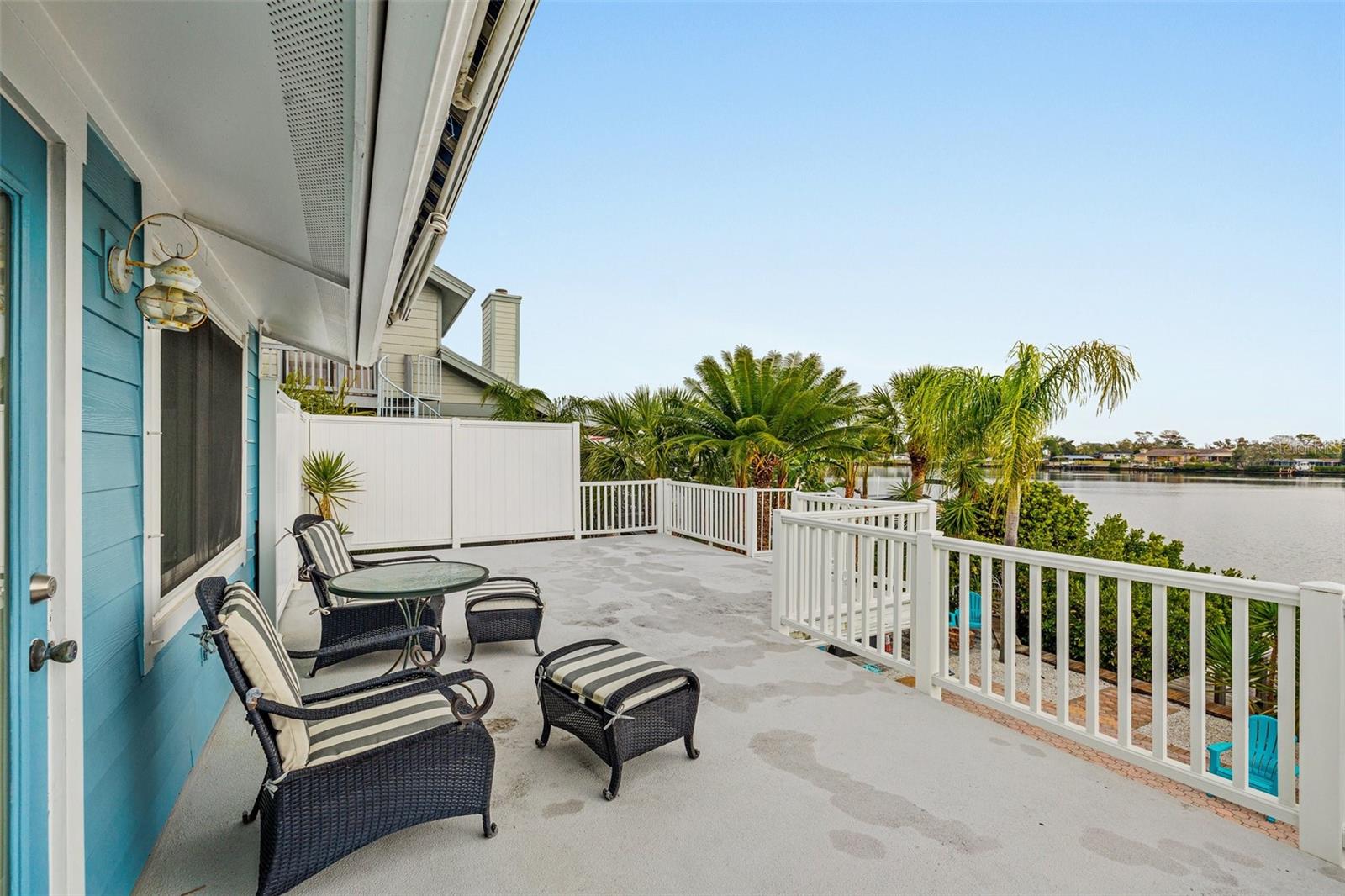 Balcony upstairs with panoramic water views. Catch the sunrise on this beautiful dock.